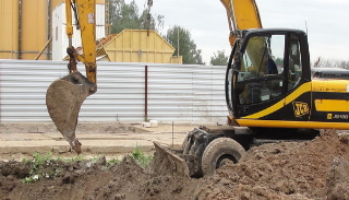 Выкопать яму экскаватором в ельце от 950 руб. - 2Землекопа-Елц 